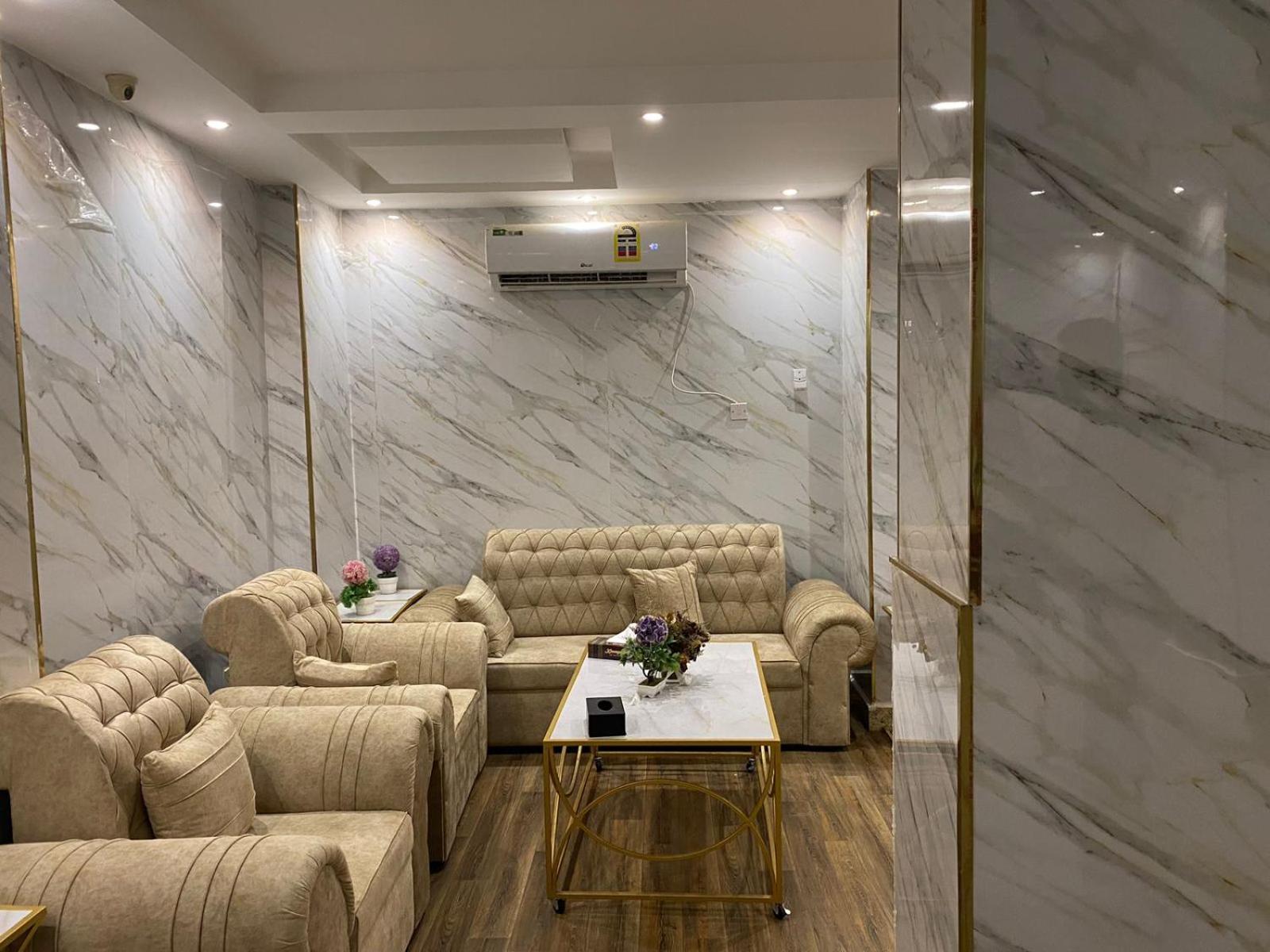 Salalah-Al Shwamekh Suites Екстериор снимка